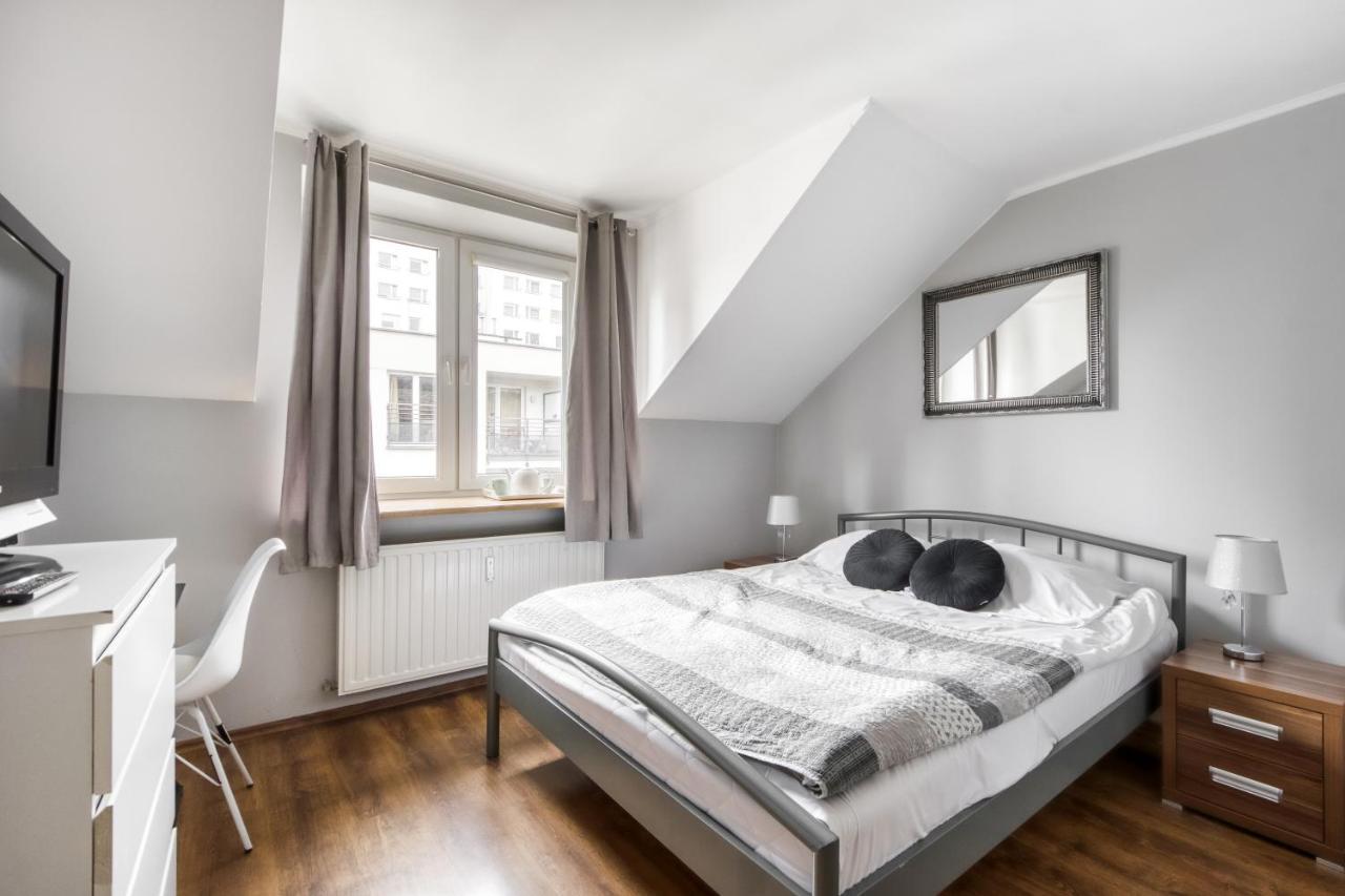 Hostel Krokodyl-Stara Praga Varşovia Exterior foto
