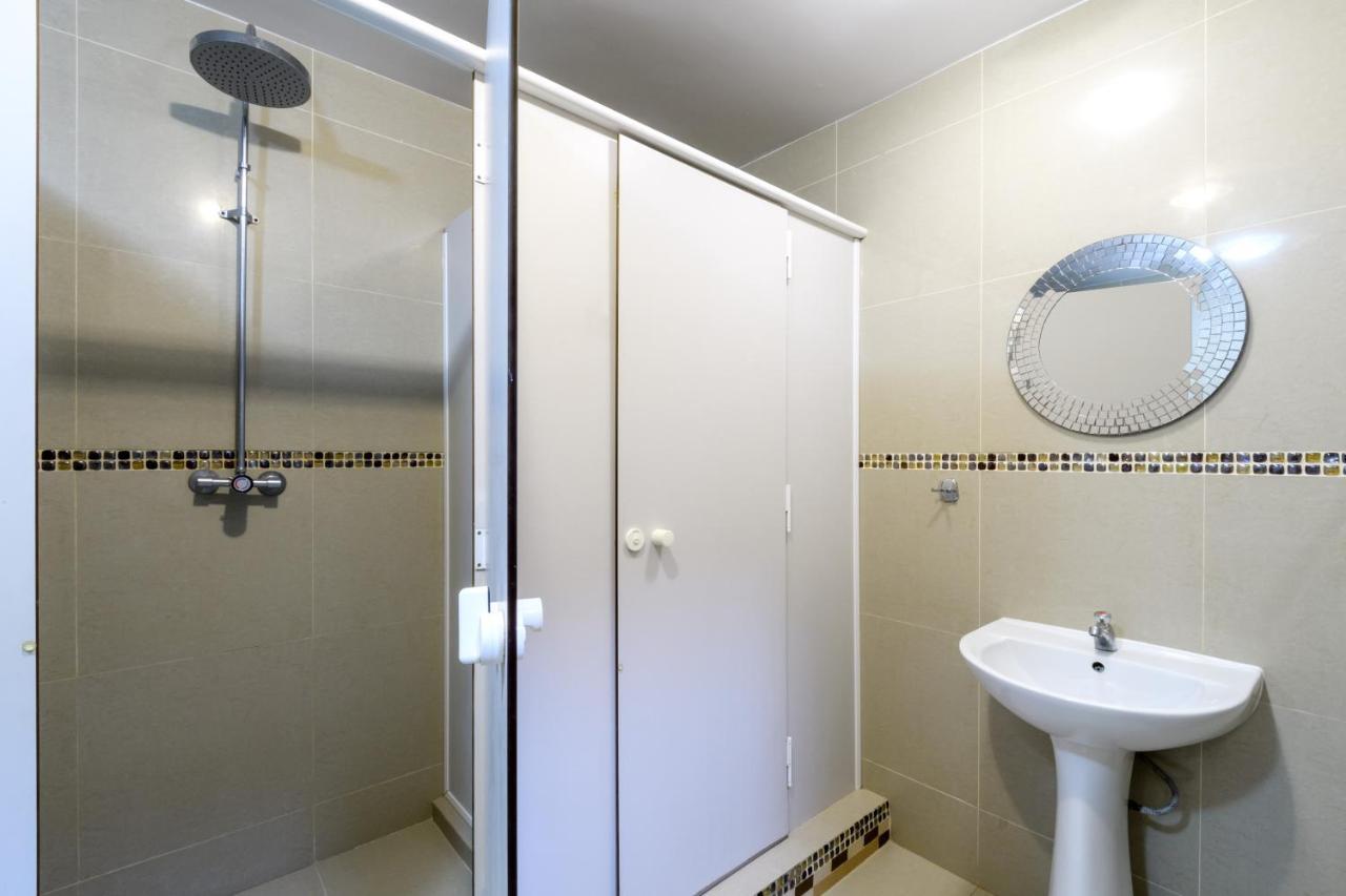 Hostel Krokodyl-Stara Praga Varşovia Exterior foto